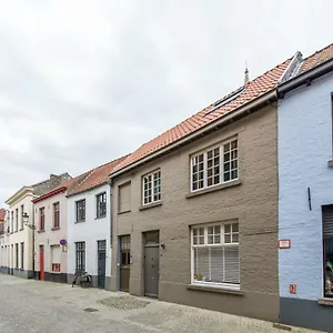 https://huyze-aida.bruges-hotels.info